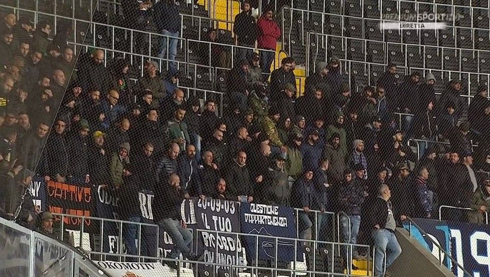 Μαχαίρωσαν οπαδό της Νάπολι στην Κωνσταντινούπολη!