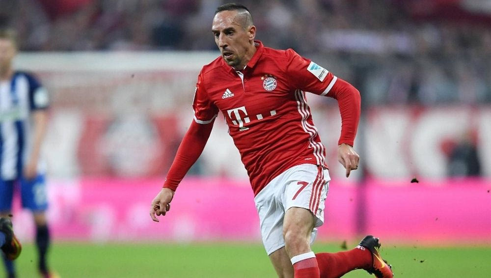 Ανανεώνει με τρελά λεφτά ο Ριμπερί