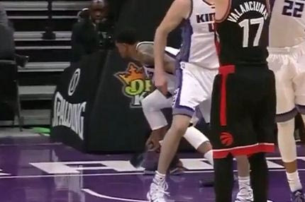 Να βλέπεις το ματς διότι ο Ρούντι Γκέι θα σου πετάξει παπούτσι!