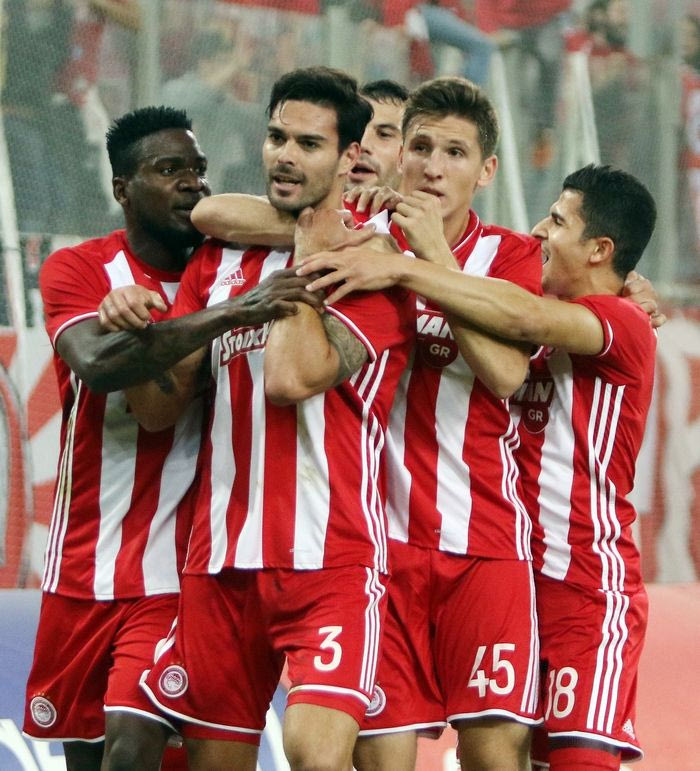 Ηφαίστειο ο Ολυμπιακός, “ερυθρόλευκη” λαίλαπα έκαψε τον Παναθηναϊκό