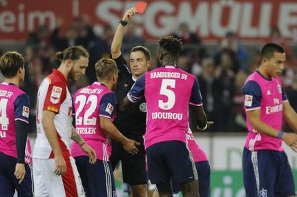 Χλευαστικό tweet κατά του Αμβούργου από την Αστυνομία!