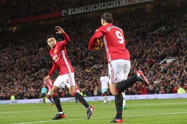 Ούτε τώρα! Αρνητικό ρεκόρ ισοπαλιών για τη Γιουνάιτεντ