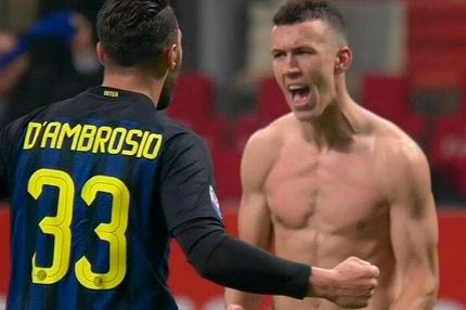 Η Ίντερ σόκαρε τη Μίλαν στο φινάλε!