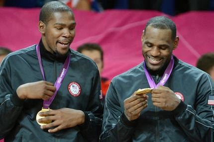 Ο Ντουράντ πήρε θέση για τη “συμμορία” του Λεμπρόν