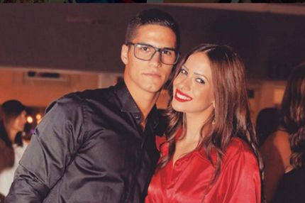 Ο σύντροφός της έδινε “μάχη” με τον ΑΠΟΕΛ κι εκείνη…