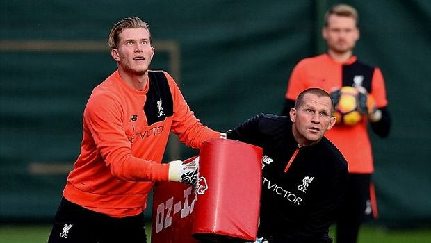 Γιατί ο Κλοπ κάνει προπόνηση ράγκμπι στον τερματοφύλακά του;