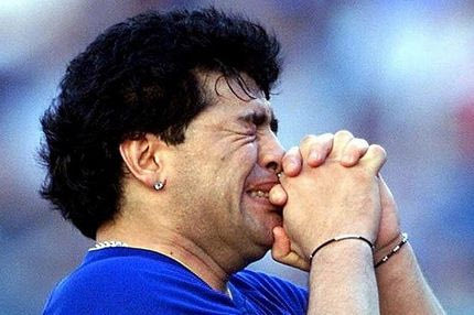 Δάκρυσε κι ο Μαραντόνα με Τσαπεκοένσε