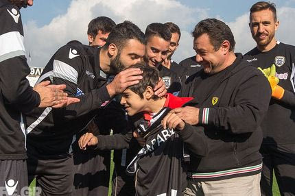 Ο μικρός Παναγιώτης συγκλόνισε στην προπόνηση του ΠΑΟΚ