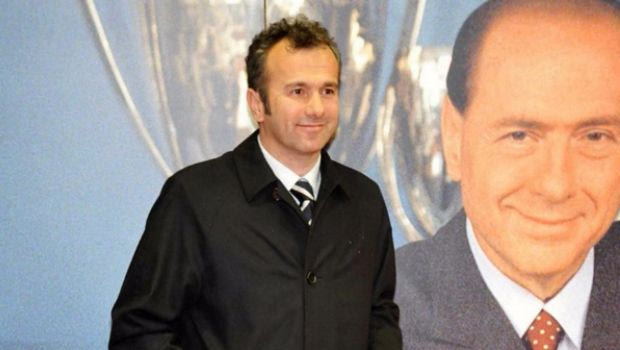 Ο θρυλικός Ντέγιαν Σαβίτσεβιτς αποθεώνει Γιόβετιτς