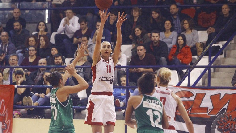 Θρυλικά κορίτσια έστησαν πάρτι στο “αιώνιο” ντέρμπι