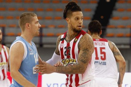 Αυτό είναι το νέο λουκ του Ντάνιελ Χάκετ