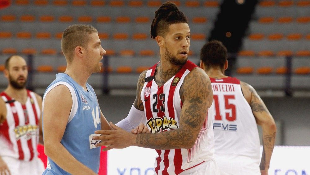 Αυτό είναι το νέο λουκ του Ντάνιελ Χάκετ