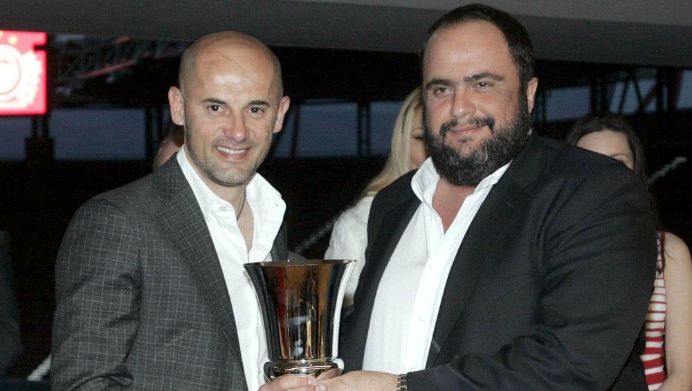 Η πανηγυρική φωτογραφία του Τζόρτζεβιτς μετά το 3-0