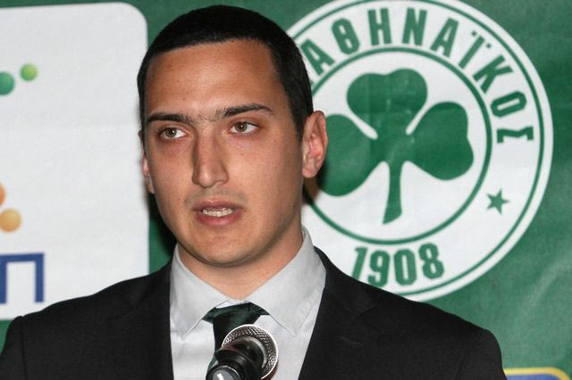 Ο Βλάχος το μάτι της διοίκησης στην ομάδα, ο γενικός αρχηγός στον “πάγο”