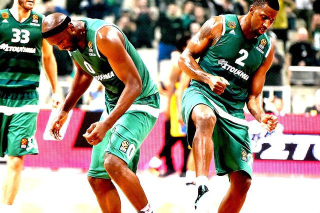 Μόνιμο το μπλακ-άουτ στην επίθεση