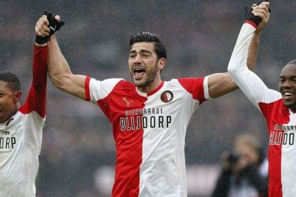 24η αγ.: Νίκη Φέγενορντ στο ντέρμπι, φωτιά στην κορυφή