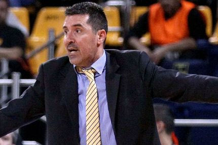 Εβγαλε τα εσώψυχά του ο Πρίφτης: “Να τους ρίξω μια μπουνιά!”