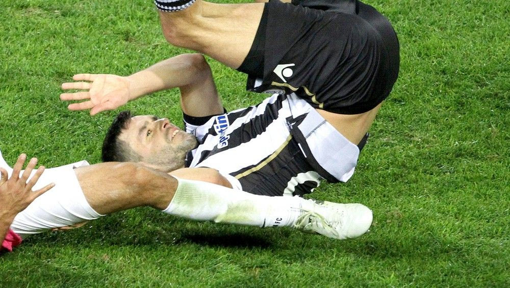 Άσφαιρος με ΠΑΟΚ, γκολ με Εθνική