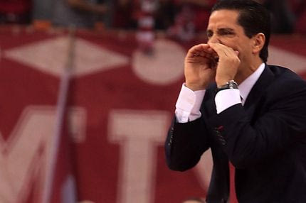 Σφαιρόπουλος: “Εγώ και οι παίκτες θα φύγουμε, ο Ολυμπιακός μας μένει”