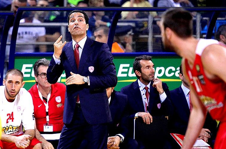 Τα “ερυθρόλευκα” μπλακ άουτ και η “τρύπια” άμυνα