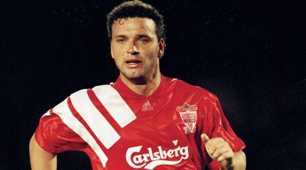 Άγγλος διεθνής εξομολογείται σεξουαλική κακοποίηση από προπονητή του!