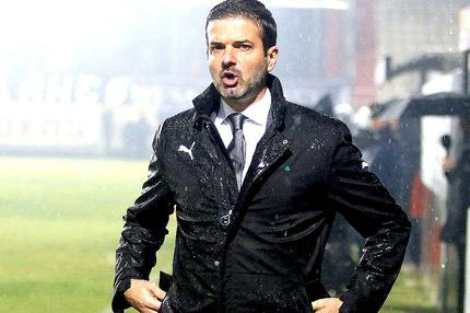 Παγκόσμια πρωτοτυπία: Με απόφαση Αλαφούζου παραιτήθηκε ο Στραματσόνι!