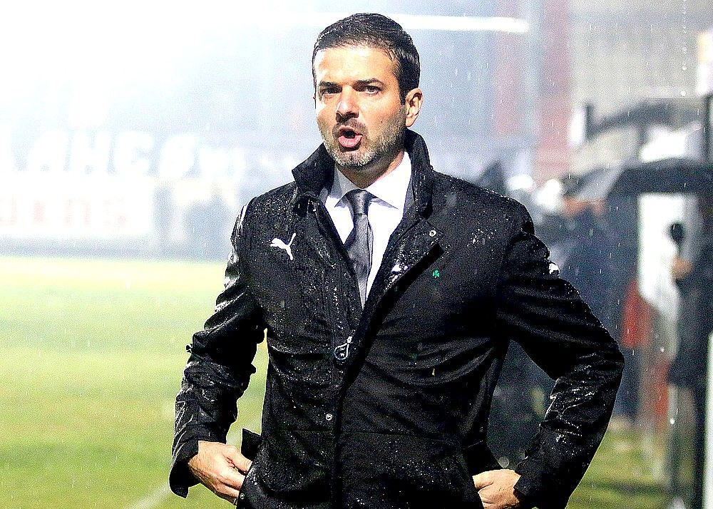 Παγκόσμια πρωτοτυπία: Με απόφαση Αλαφούζου παραιτήθηκε ο Στραματσόνι!