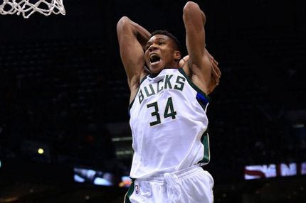 Triple-double ο Αντετοκούνμπο και νίκη για Μπακς!