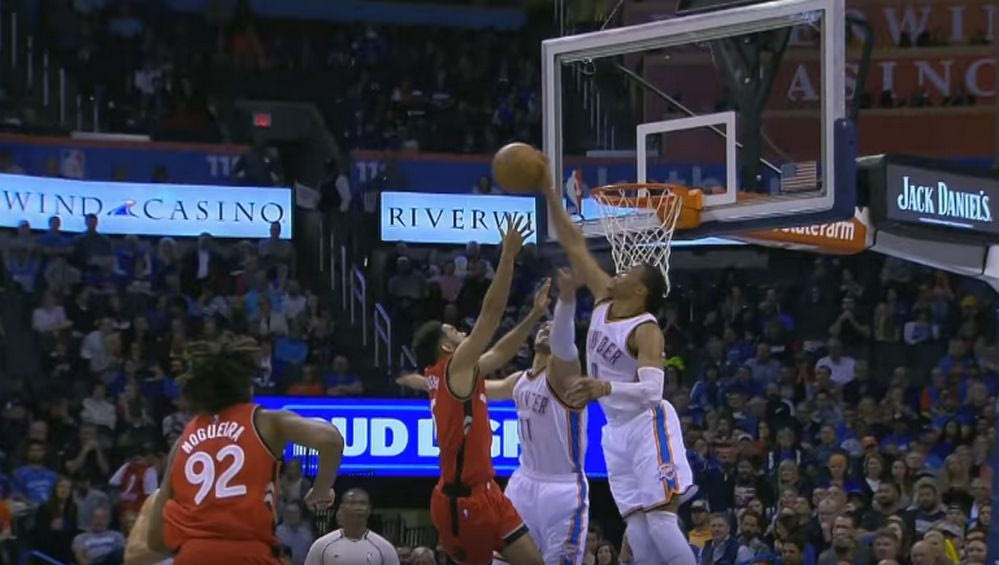 Γεμάτο καρφώματα το top 10