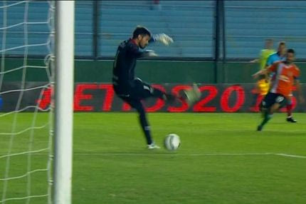 Τέτοιο αυτογκόλ ούτε στο… σινεμά!