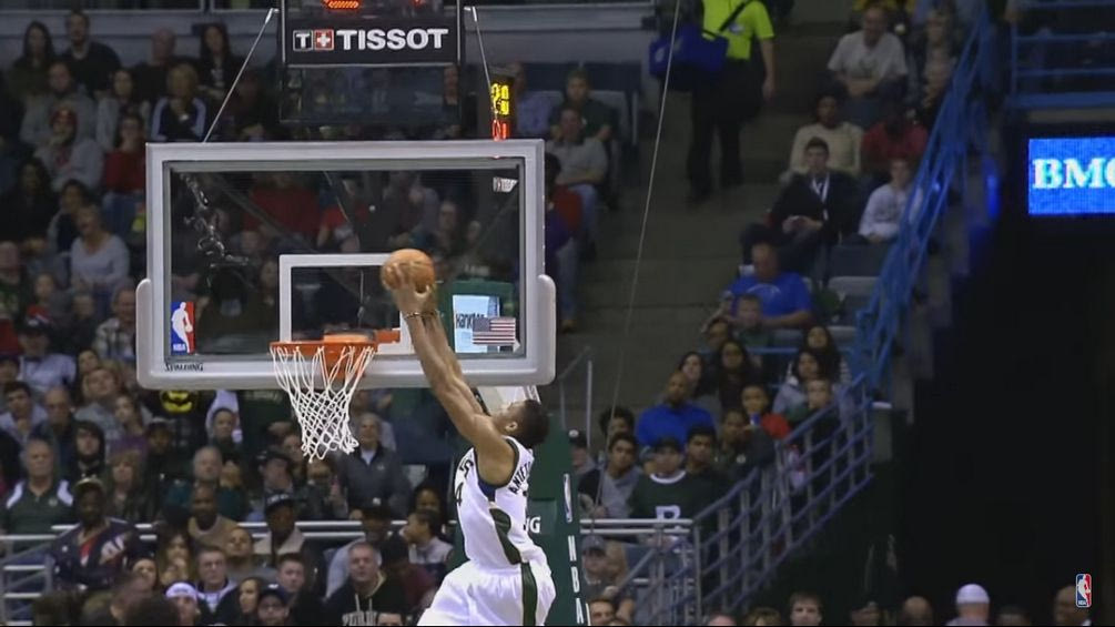 Τοπ 10 με… ιπτάμενο Γιάννη Αντετοκούνμπο