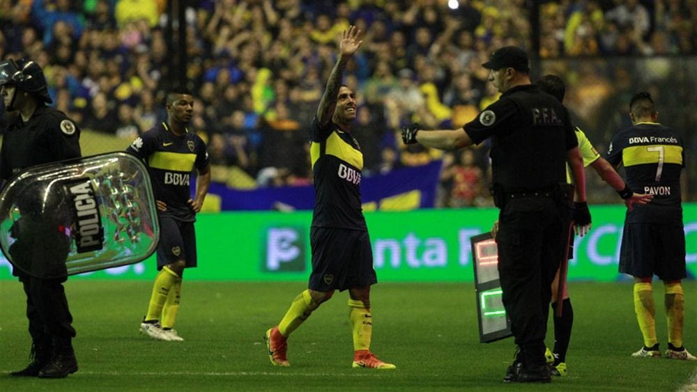 Αντίο στην Μπόκα με τεσσάρα κόντρα στον Ίσμαελ Μπλάνκο ο Τέβες