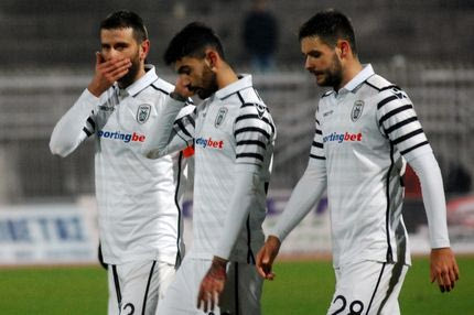 Δεν ήθελαν ούτε τις φανέλες…