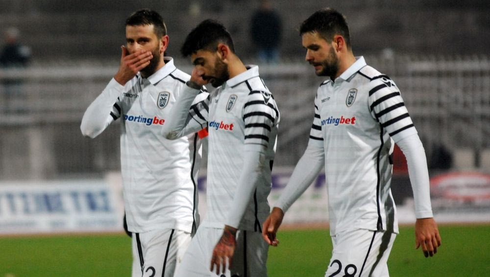 Δεν ήθελαν ούτε τις φανέλες…