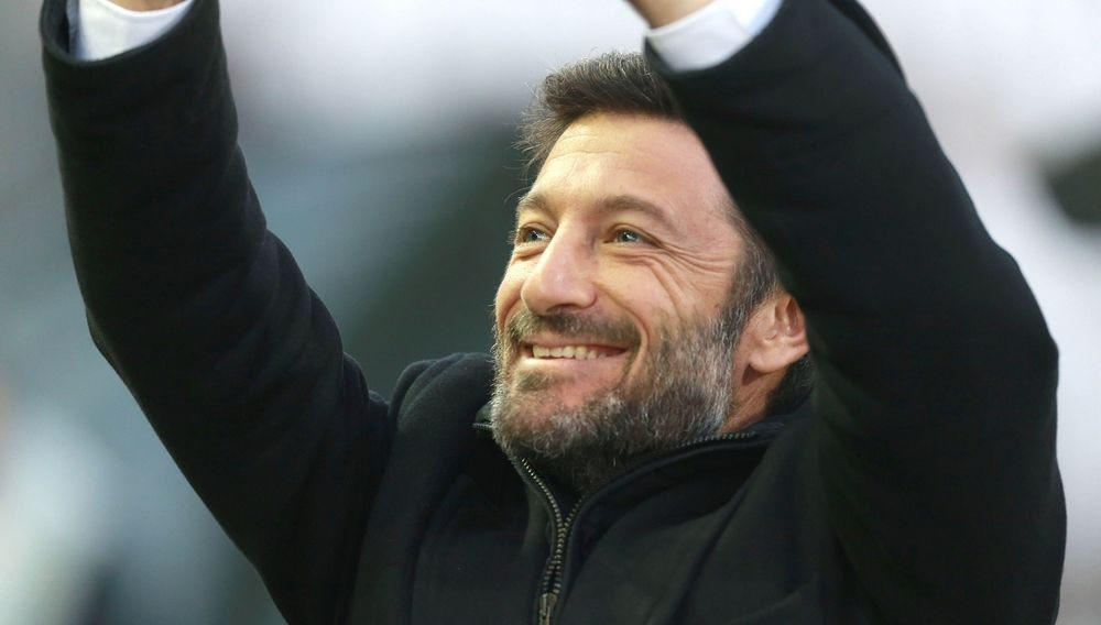 Ο Κωνσταντινίδης, ο φορ και ο ενισχυμένος Ίβιτς