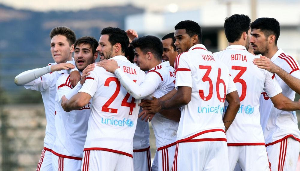 Έχει άλλον έναν στόπερ στα πόδια του ο Μπέντο!