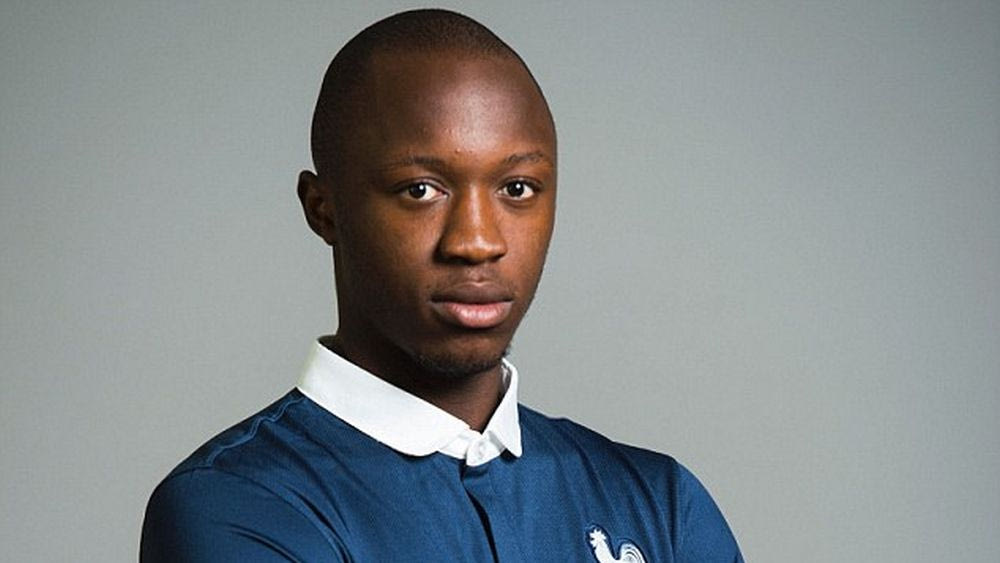 Γάλλος διεθνής συνελήφθη για δολοφονικό χτύπημα