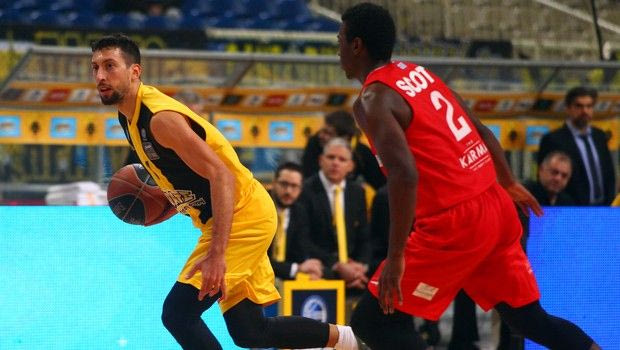 “Ξεκούραστα” η ΑΕΚ, 24 πόντοι διαφορά με Δόξα