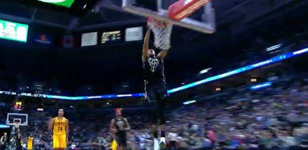 Σιγά μην έλειπε ο Giannis από το Top10!