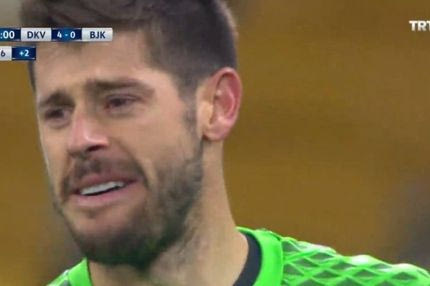 Έβαλε τα κλάματα ο τερματοφύλακας της Μπεσίκτας