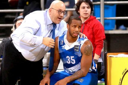 Ξέφυγε και πήγε στ’ αποδυτήρια ο Ελ Αμίν