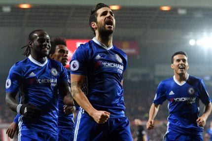 Το σερί δεν σταματά για Τσέλσι, ο Ζλάταν έσωσε τη Γιουνάιτεντ