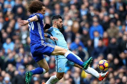 “Κράξιμο” σε Αγκουέρο από τη… μαμά του Νταβίντ Λουίζ!