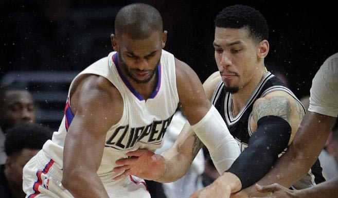 Υπέταξαν τους Σπερς οι Κλίπερς, δεινοπάθησαν αλλά τα κατάφεραν οι Γουόριορς