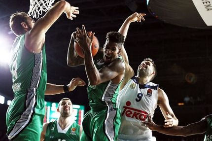 Εζησε με τεχνητή αναπνοή η Νταρουσάφακα!