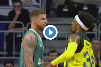 Ντίξον και Γουιλμπέκιν έκαναν… ρινγκ το παρκέ!