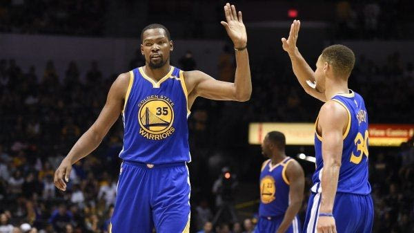 Το πήραν πάνω τους Κάρι και Ντουράντ