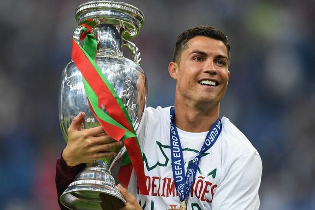 Η 11άδα χωρών που σνόμπαραν τον Κριστιάνο Ρονάλντο!