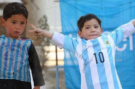 Το όνειρο έγινε πραγματικότητα: το 6χρονο παιδί συναντησε τον ήρωά του, Μέσι!