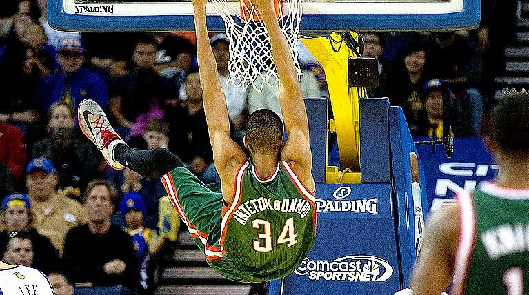 Nα ζήσεις Giannis και χρόνια πολλά!